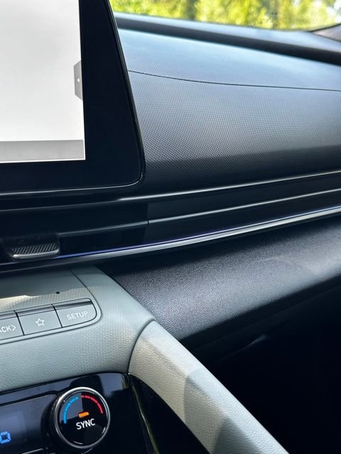 2024 Hyundai Elantra Limited - Photo 34