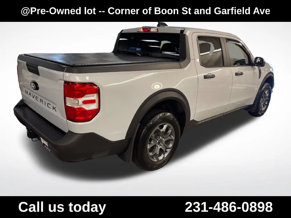 Used 2025 White Ford XLT image 5