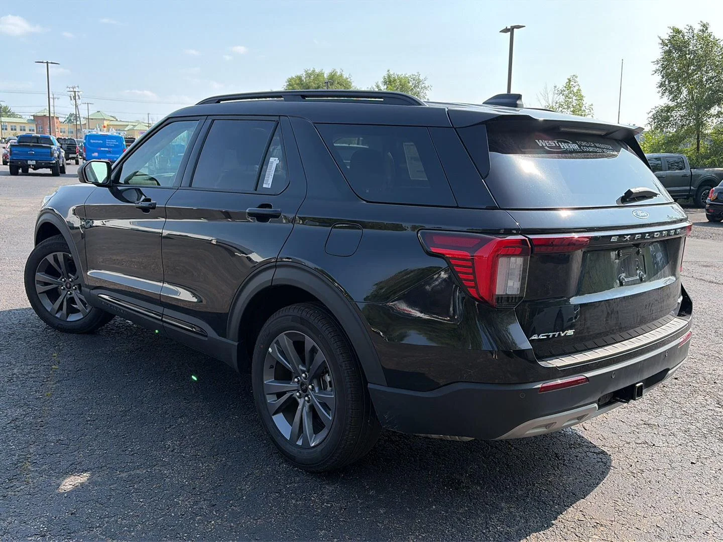 Used 2026 Agate Black Metallic Ford Active image 3