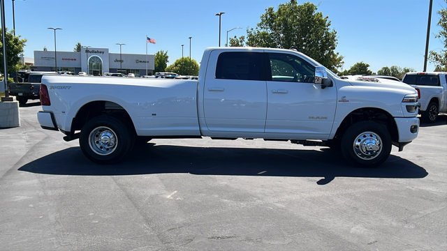 New 2026 Bright White Clear-Coat Exterior Paint RAM Laramie image 2