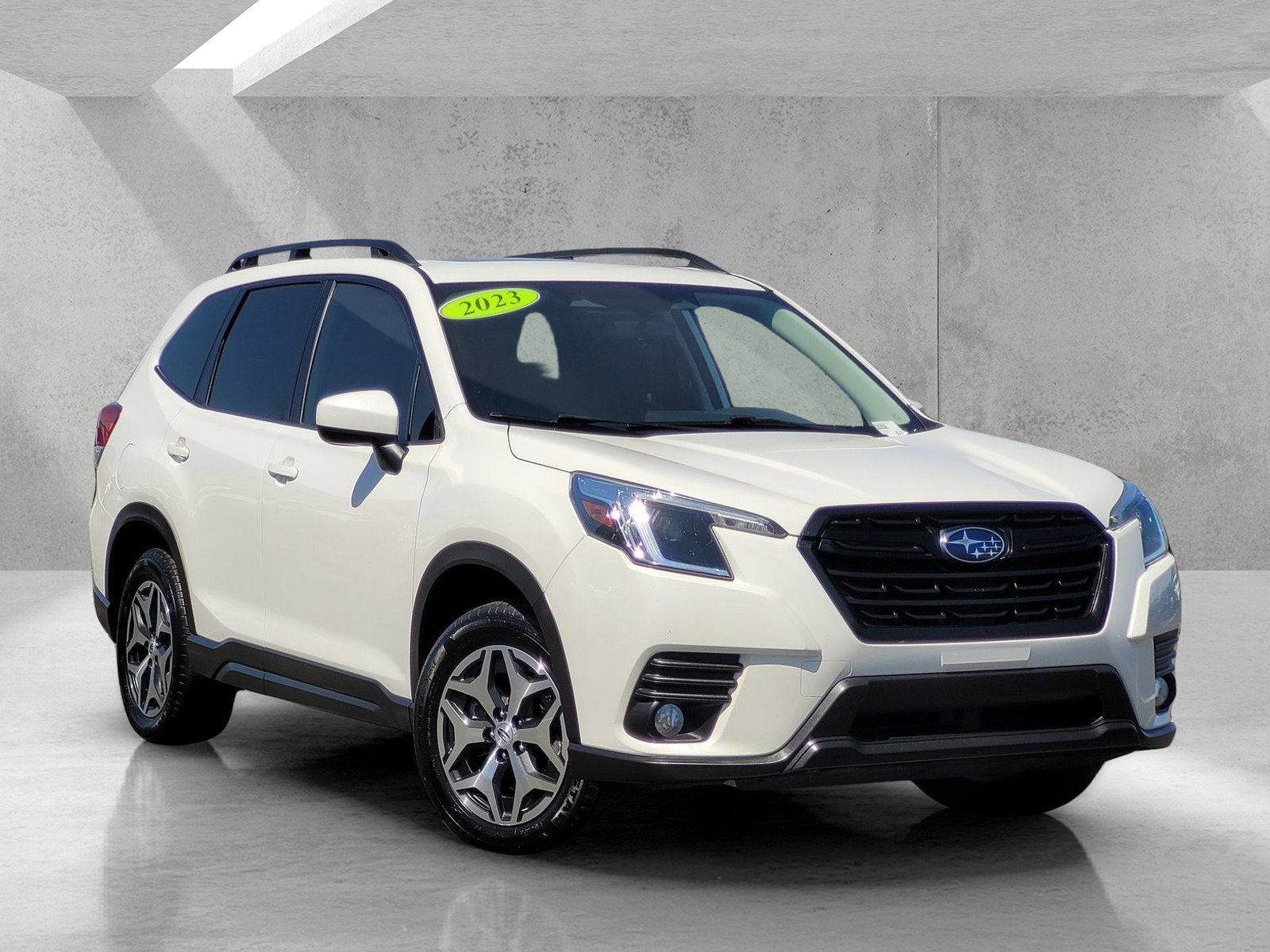 2023 Subaru Forester Premium's photo