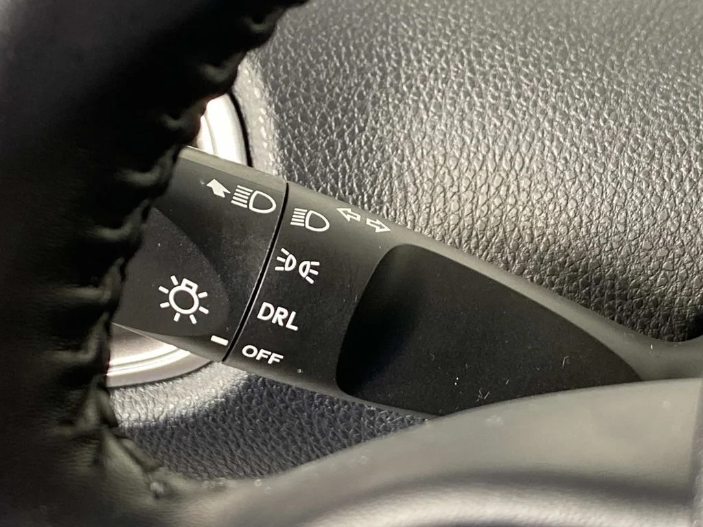 Used 2021 White Toyota LE image 17