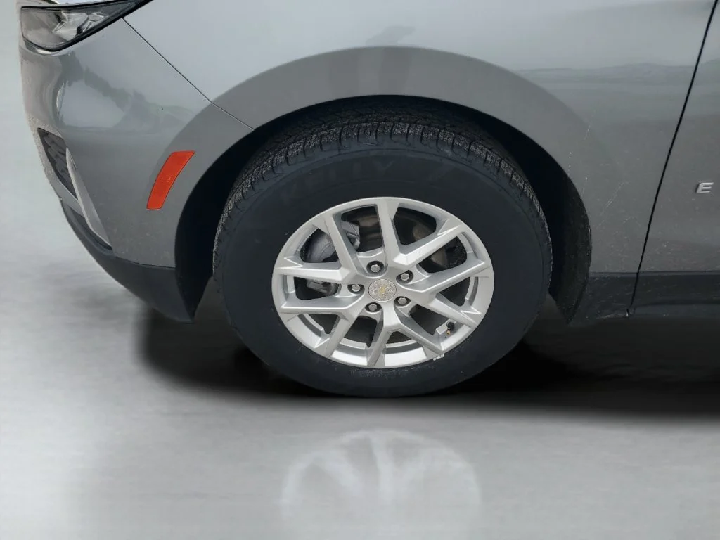 Used 2023 STERLING GRAY METALLIC Chevrolet LT image 10