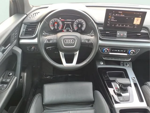 Used 2025  Audi S line Premium image 20