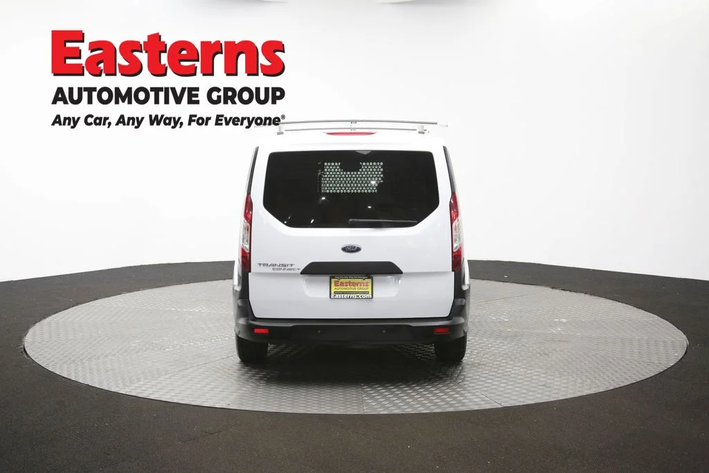 Used 2019 White Ford XL image 37