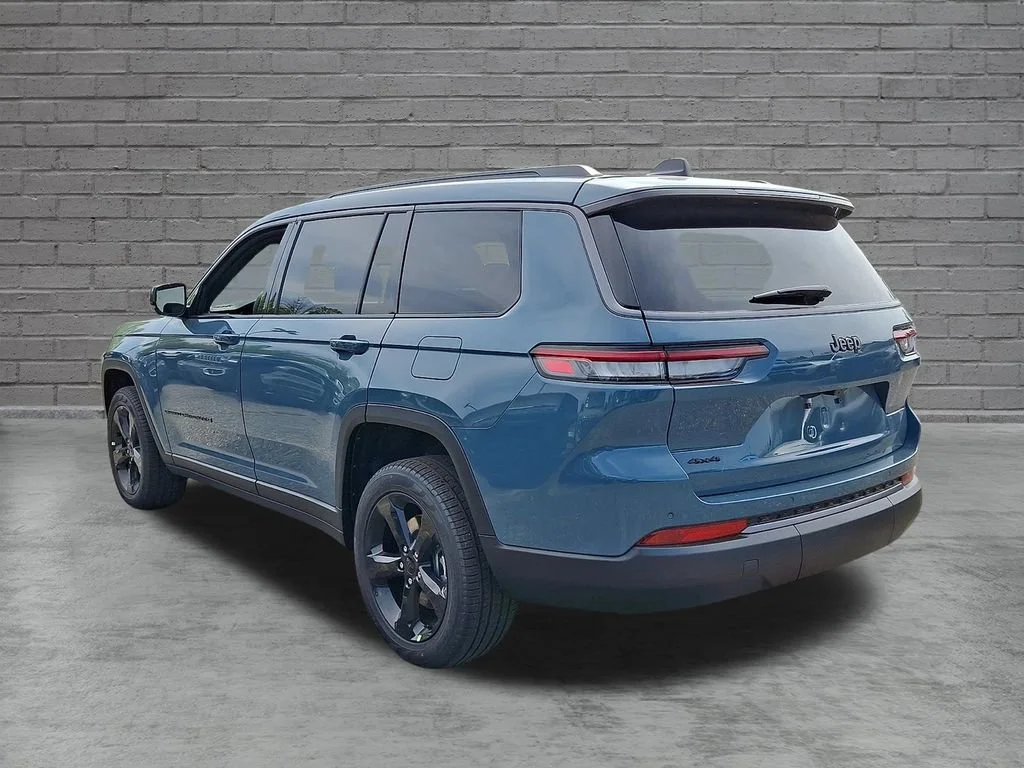 New 2026 Steel Blue Jeep Limited image 5