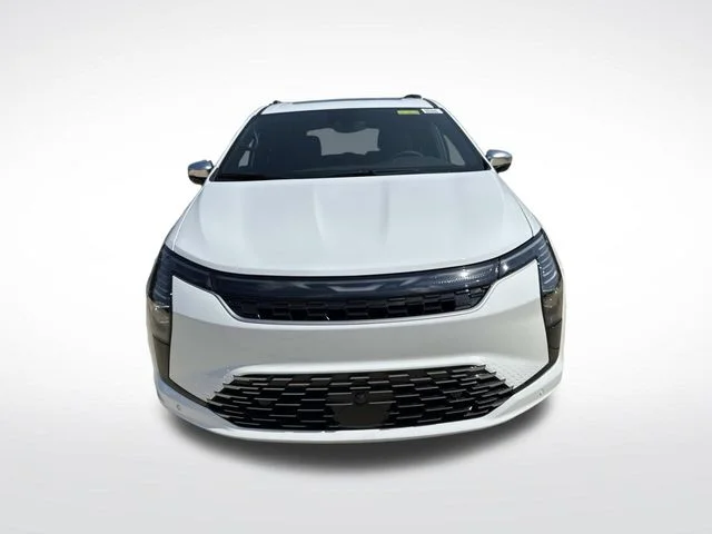 New 2027 White Chrysler Pinnacle image 2