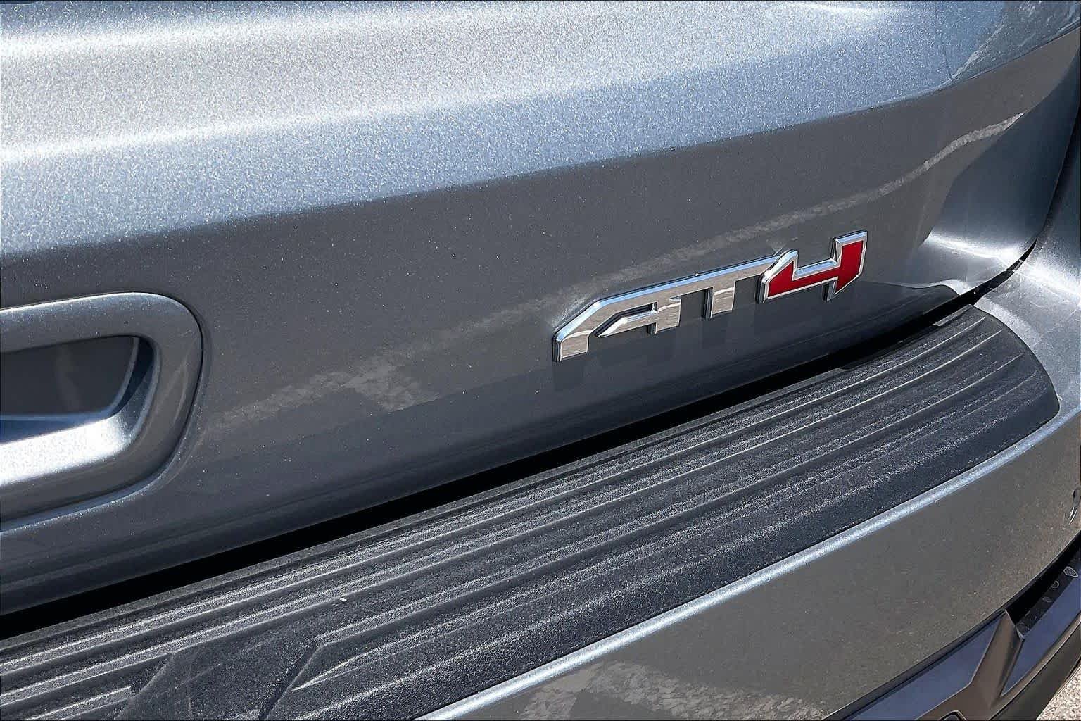 Used 2026 Sterling Metallic GMC AT4 Ultimate image 10