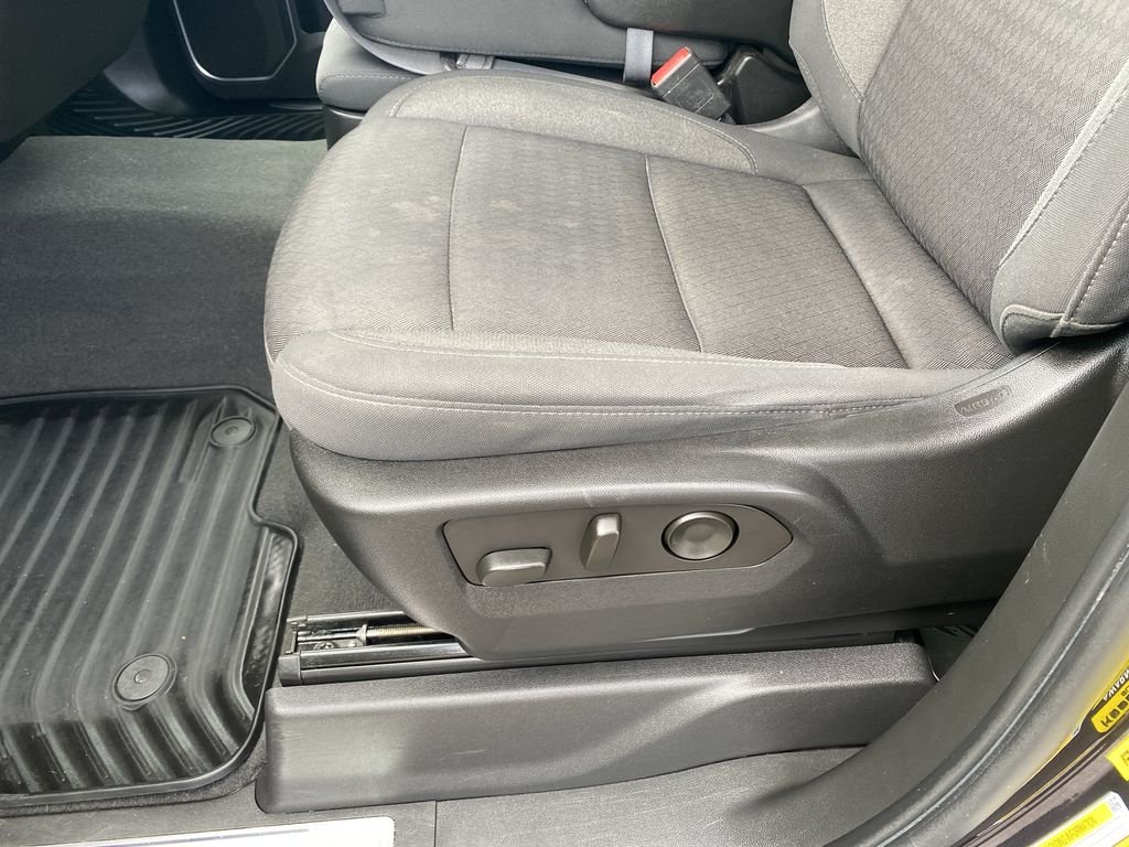 2022 Chevrolet Silverado 1500 LT - Photo 12