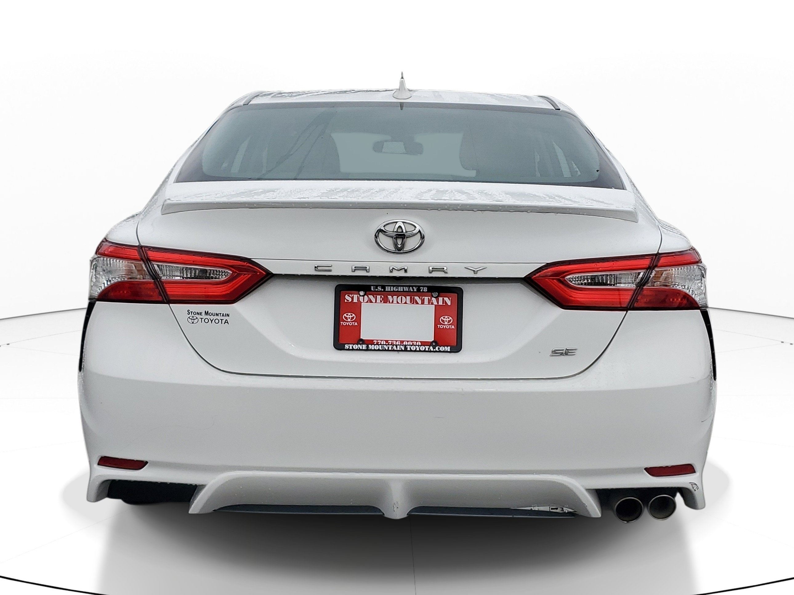 Used 2020 White Toyota SE image 4