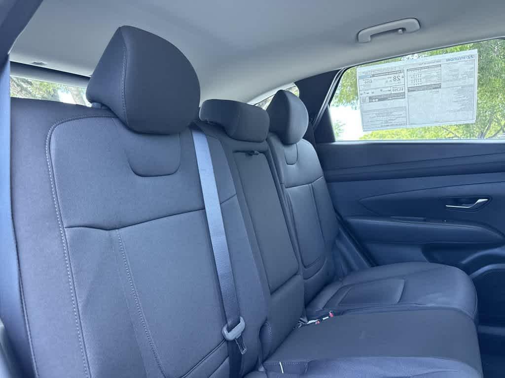 New 2026 Shimmering Silver Hyundai SE FWD image 26