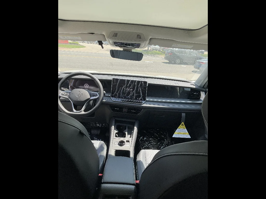 New 2026 Pure White Volkswagen SE 4Motion image 10
