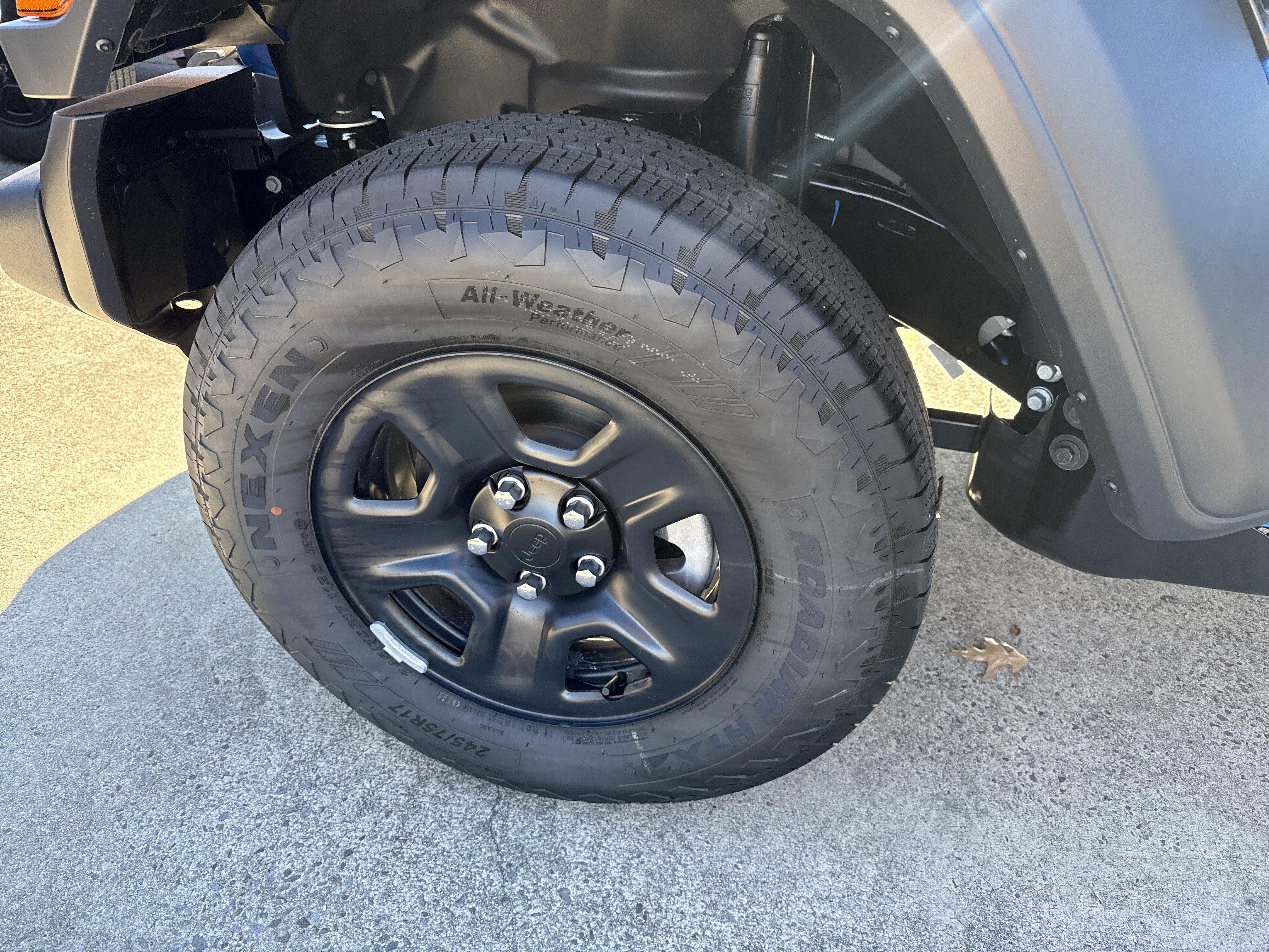 New 2026 Hydro Blue Pearlcoat Jeep Sport image 11