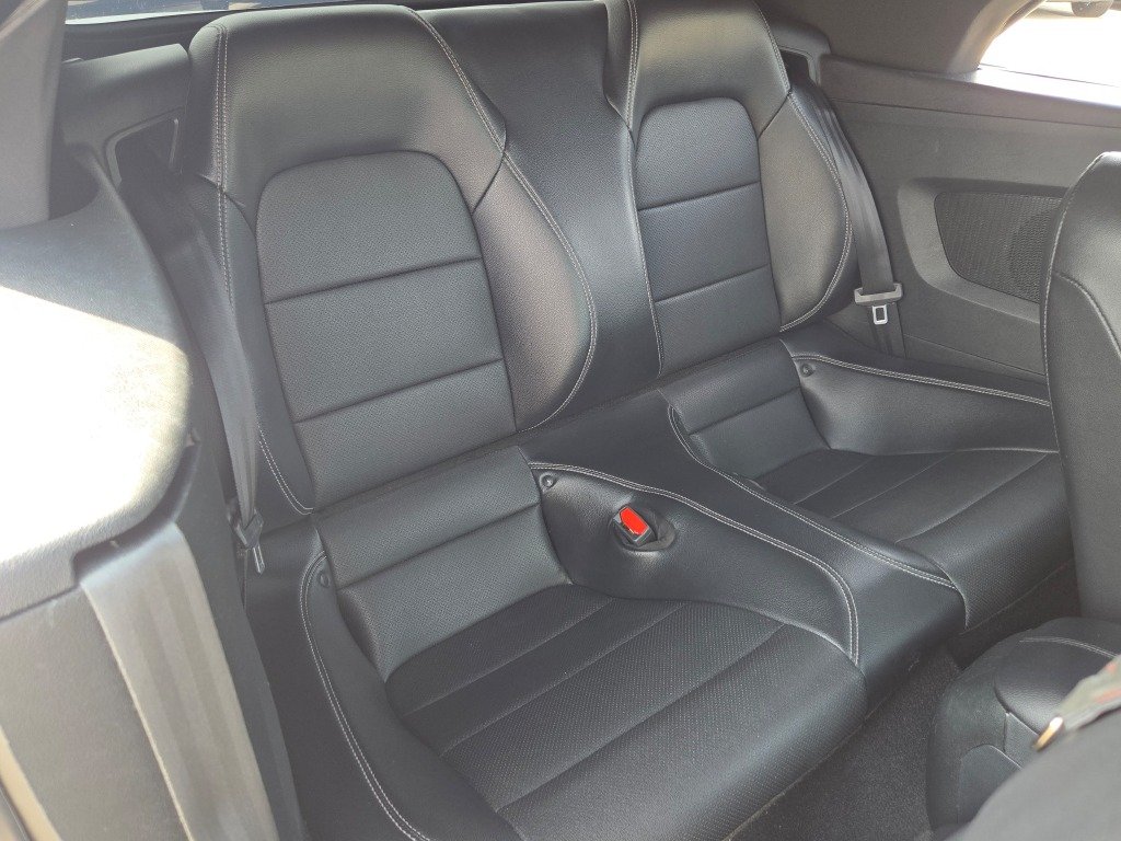 Used 2023  Ford EcoBoost Premium image 11