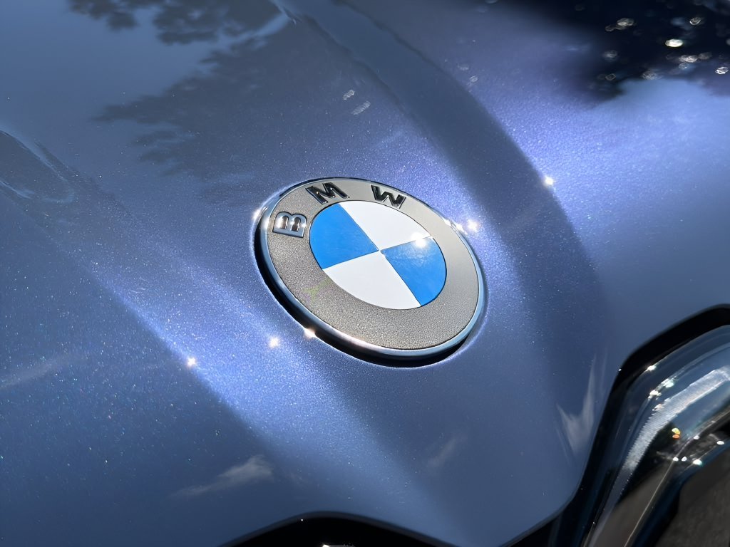New 2027 Ocean Wave Blue Metallic BMW  image 27