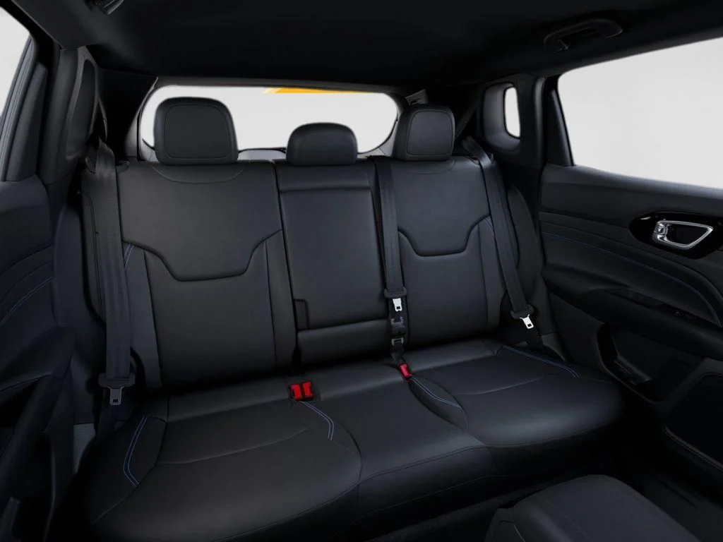 New 2026 Red Hot Pearl-Coat Exterior Paint Jeep Limited image 15