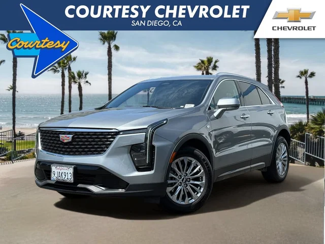 2024 Cadillac XT4 Premium Luxury