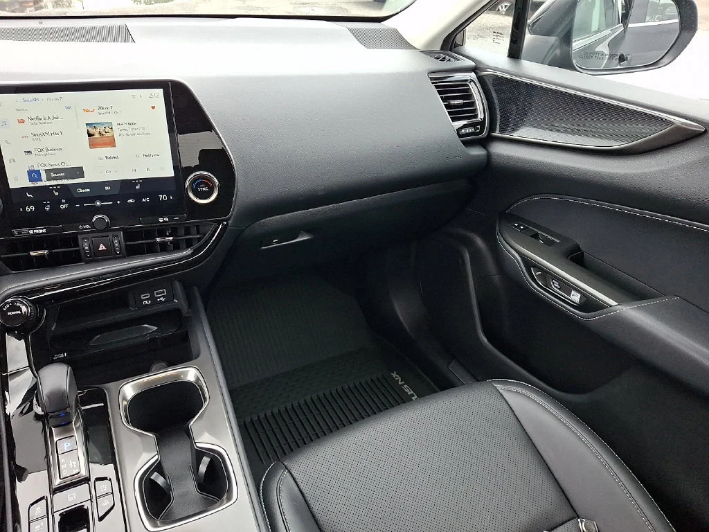 Used 2024 Black Lexus NX 350 image 17