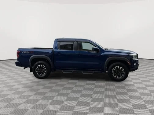 Used 2022 Blue Nissan PRO-4X image 2