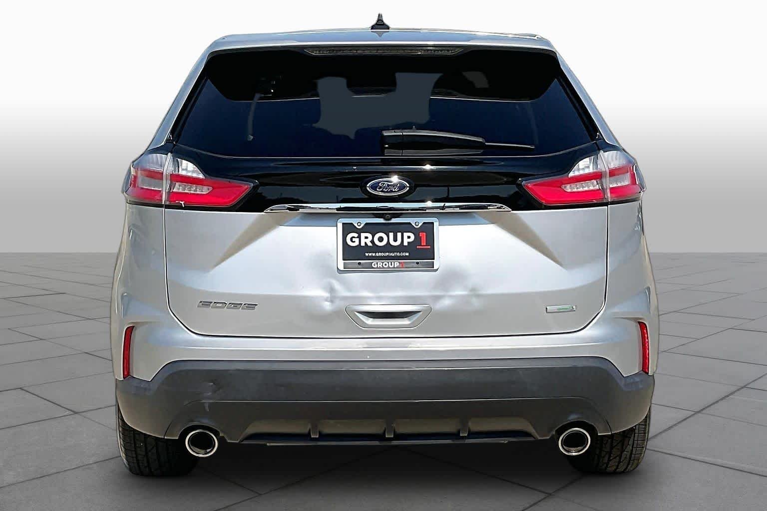 Used 2019 Ingot Silver Metallic Ford SE image 5
