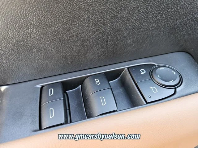 2025 GMC Canyon AT4 - Photo 17