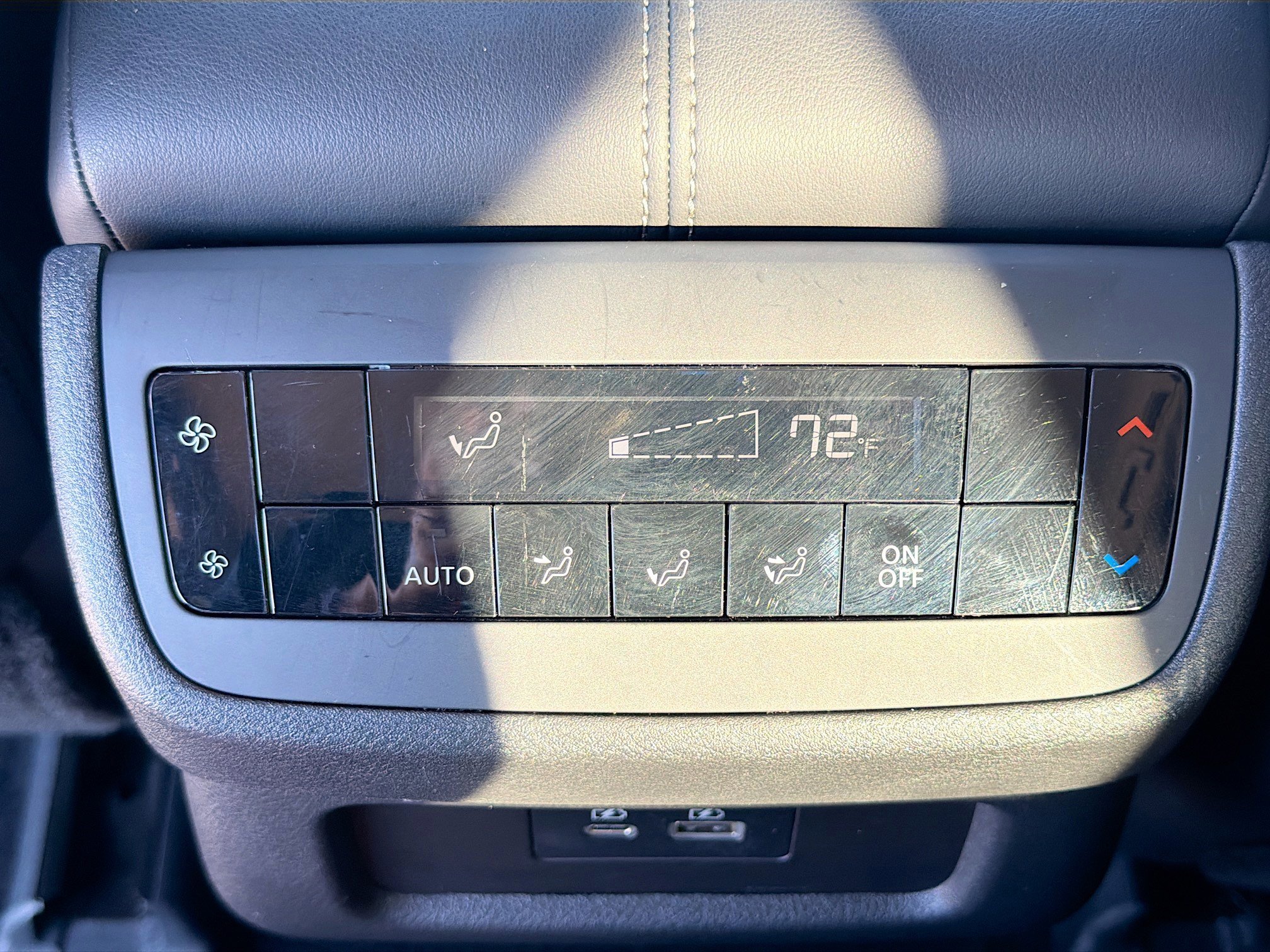 Used 2025 Brilliant Silver Metallic Nissan SL image 20