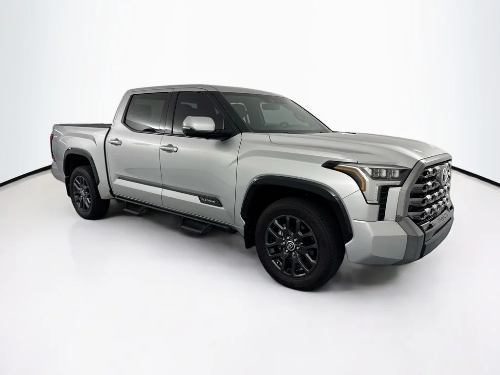Used 2022 Silver Toyota Platinum image 3