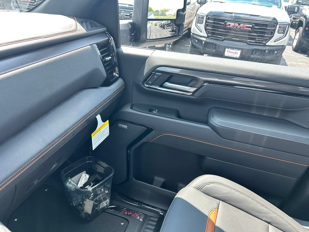 2026 GMC Sierra 2500HD AT4 - Photo 29
