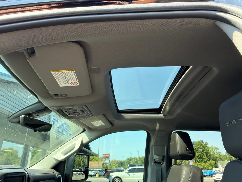 Used 2023 Black GMC Denali image 18