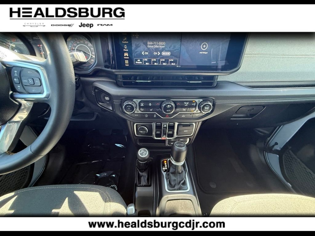 2024 Jeep Wrangler 4-Door Sahara - Photo 19