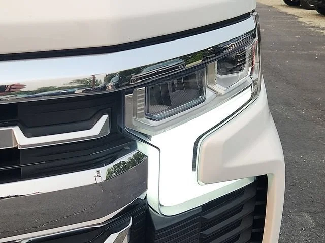 2025 Chevrolet Silverado 1500 LTZ - Photo 9