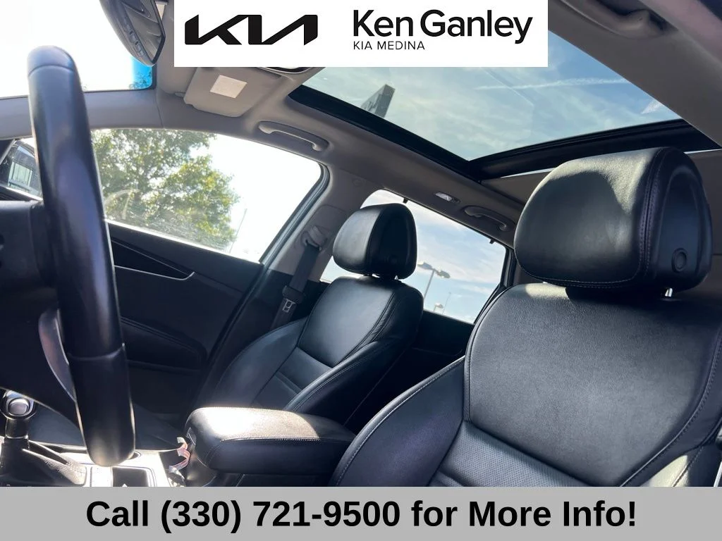 Used 2016 White Kia SX image 11