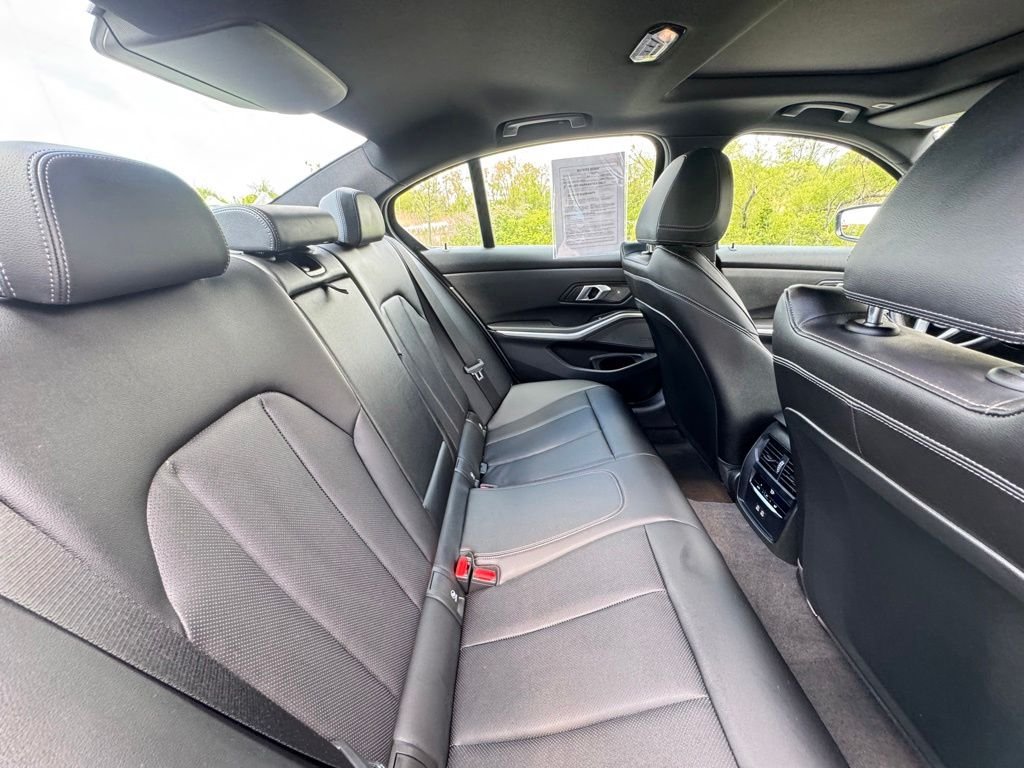 Used 2024 Gray BMW 330i xDrive image 27