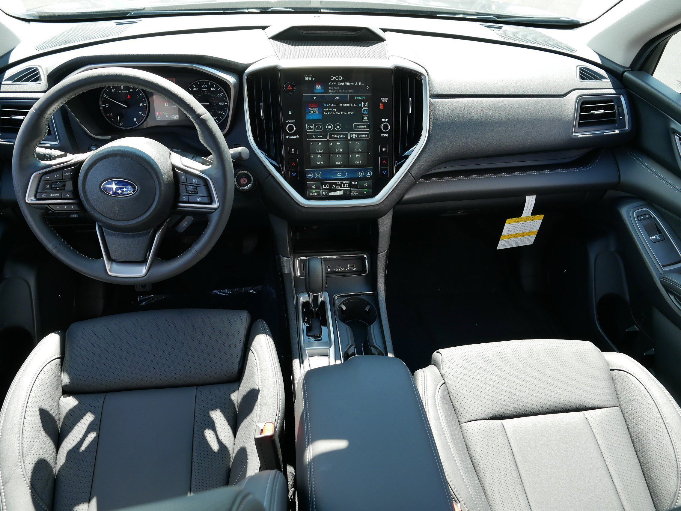 New 2026 CRYSTAL WHITE PEARL Subaru Limited 7-Passenger image 7