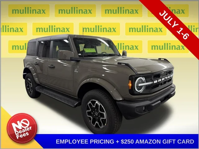 2026 Ford Bronco Outer Banks