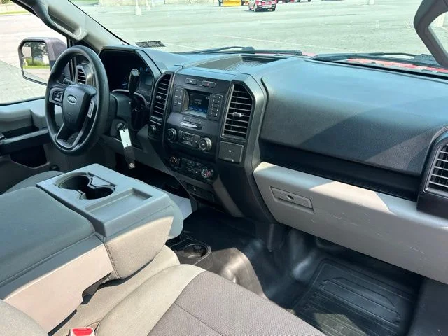 Used 2017 Red Ford XL image 30
