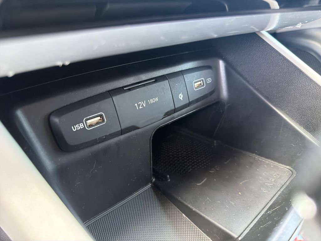 Used 2024 Silver Hyundai SEL image 37