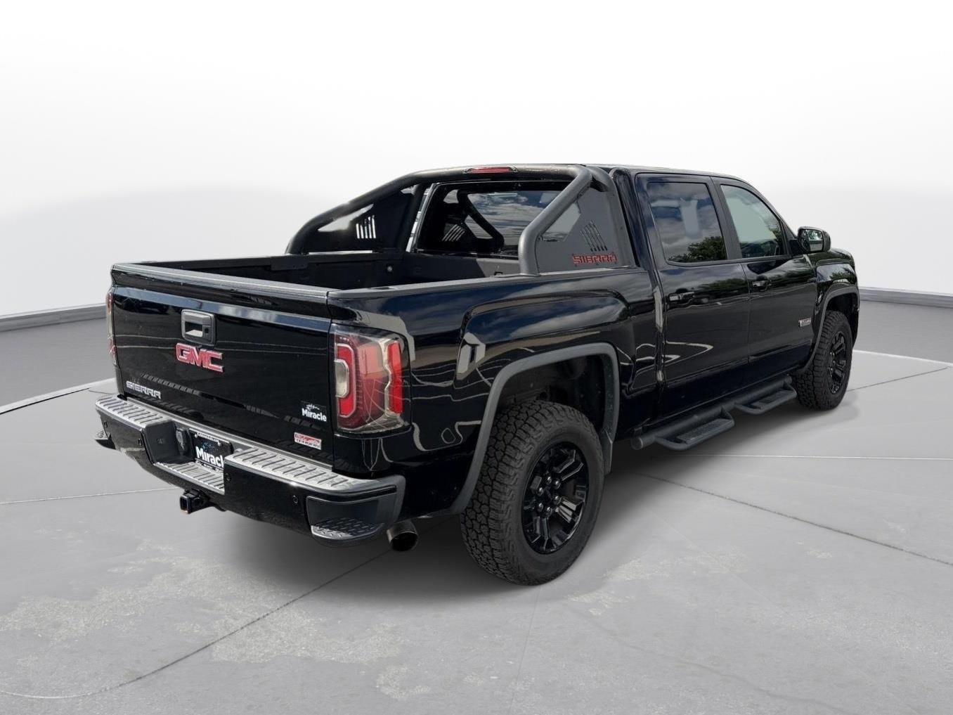 Used 2016 ONYX BLACK GMC SLT image 5