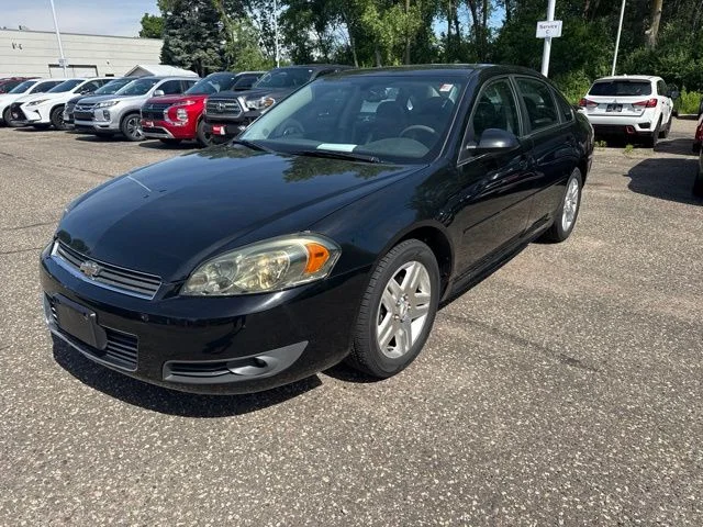 Used 2011 Black Chevrolet LT image 4