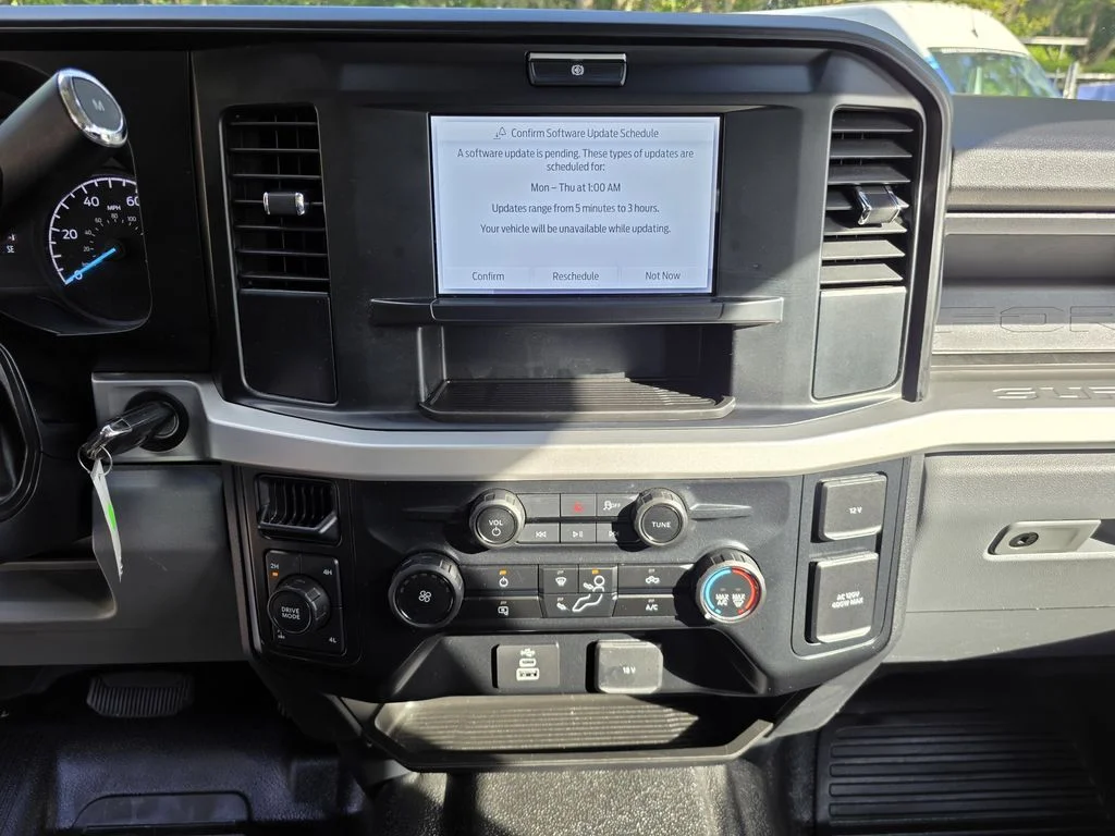 2025 Ford F-250 Super Duty XL - Photo 17