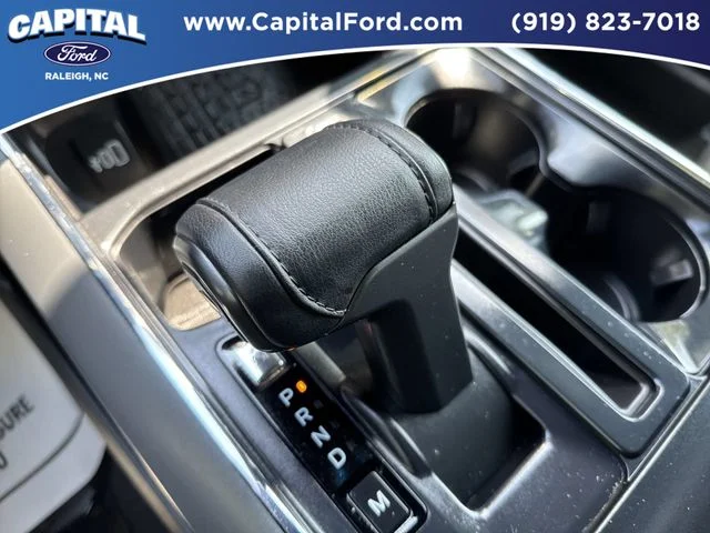 Used 2025 Blue Ford XLT image 30