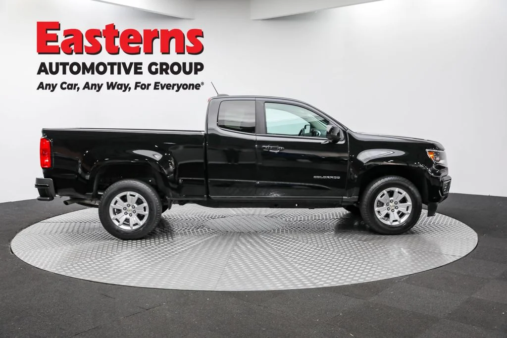 Used 2022 Black Chevrolet LT image 4