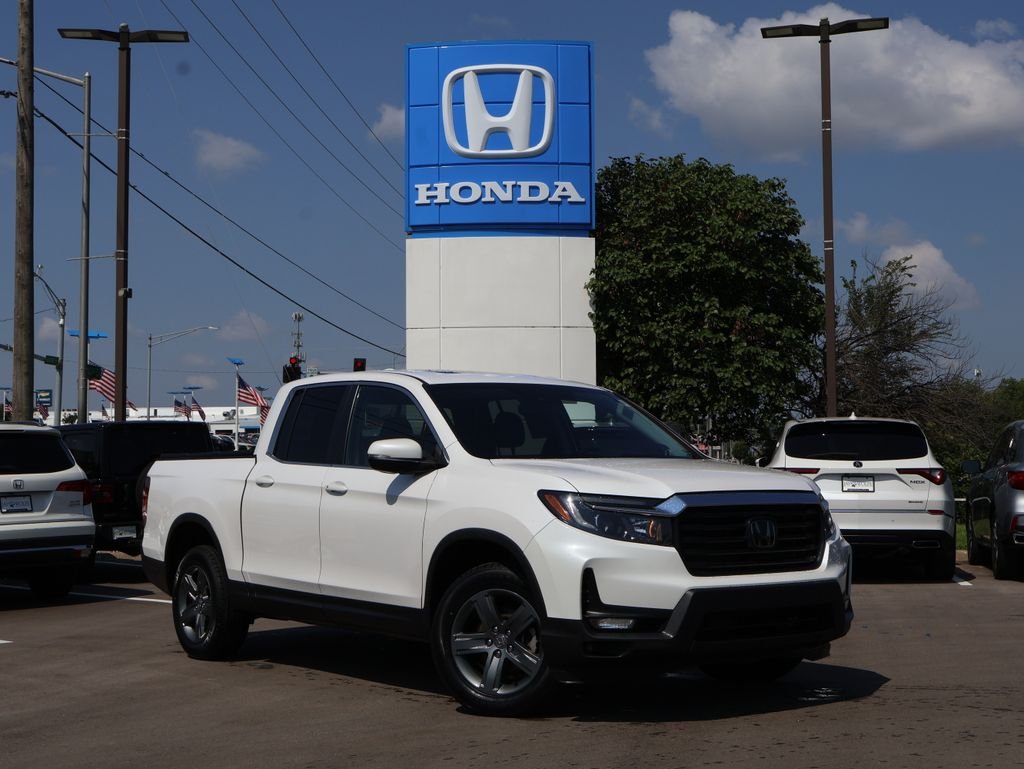 Used 2023  Honda RTL image 1