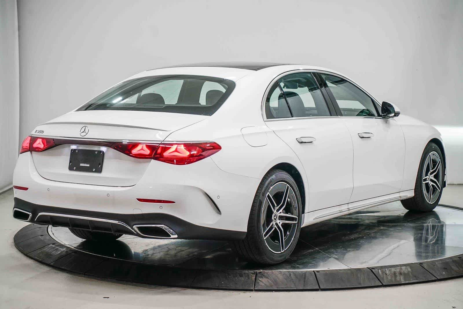 New 2026 Polar White Mercedes-Benz E 350 image 4