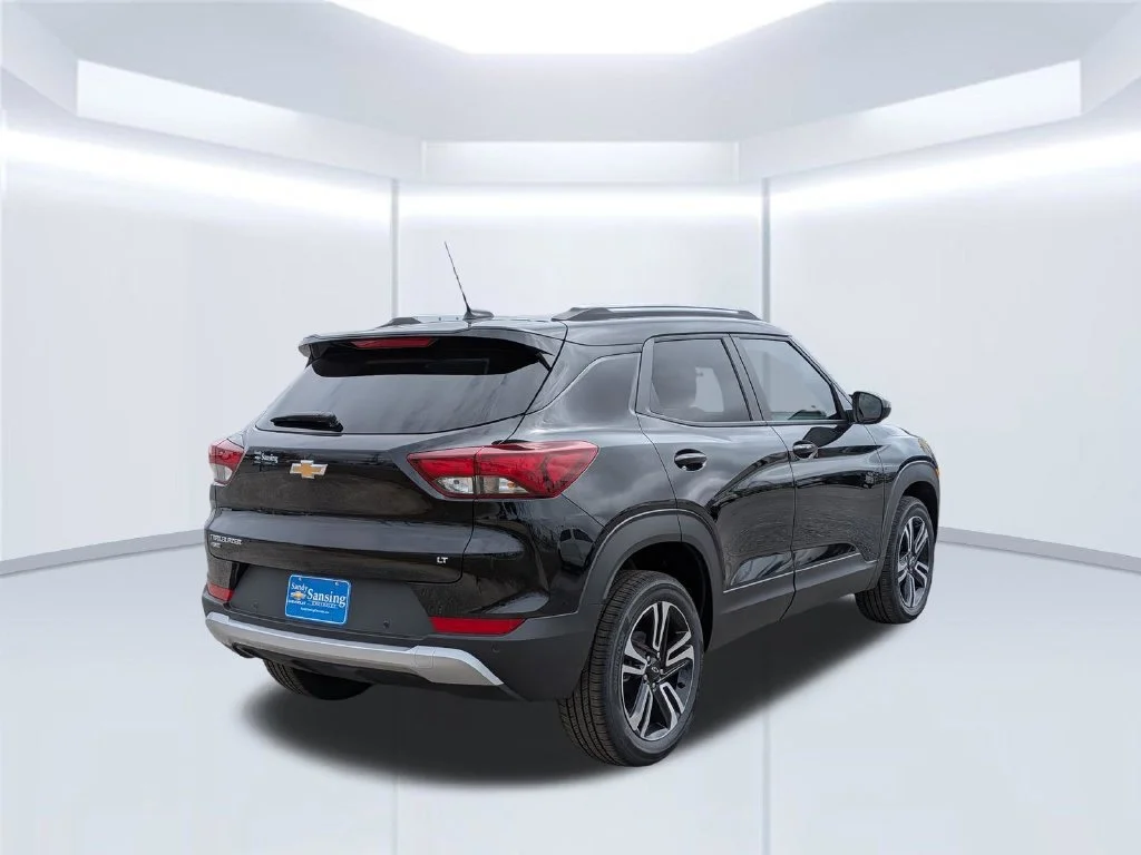 New 2026 Mosaic Black Metallic Chevrolet LT image 7