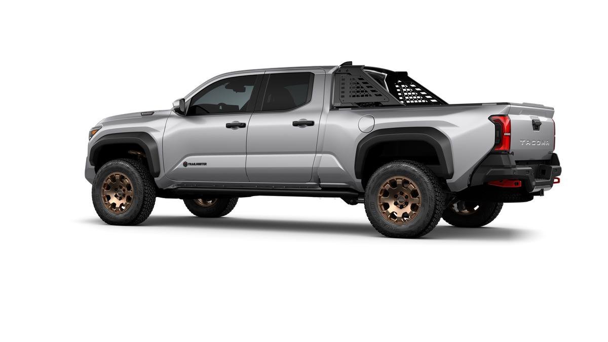 New 2025 Celestial Silver M Toyota Trailhunter image 37