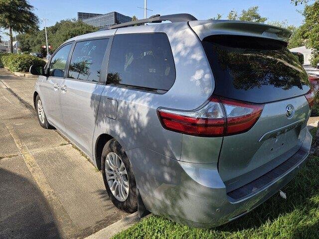 Used 2015 Silver Sky Metallic Toyota XLE Premium 8-Passenger image 6