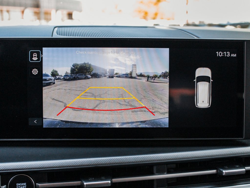 Used 2025 Phantom Black Hyundai SEL image 21