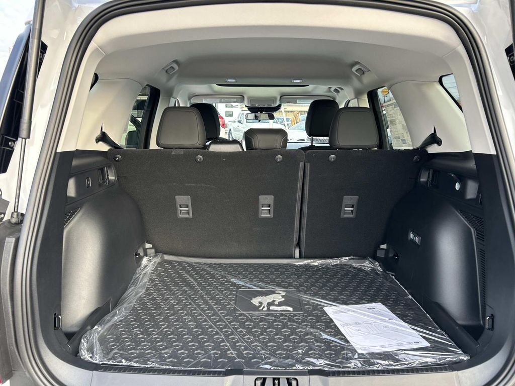 New 2026 Oxford White Ford Big Bend® image 16