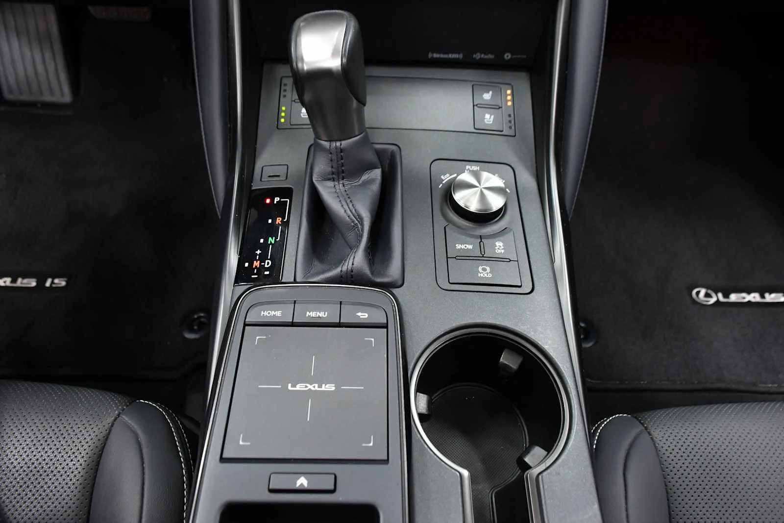 Used 2022 Matador Red Mica Lexus  image 23